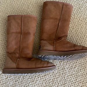 Tall ugg boots